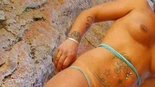 BROWN WIFE LYNN HAS CHEATING ANAL BEACH SEX ON HOLIDAY TRIP