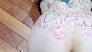 Inked booty babe getting anally pumped after ass fingering